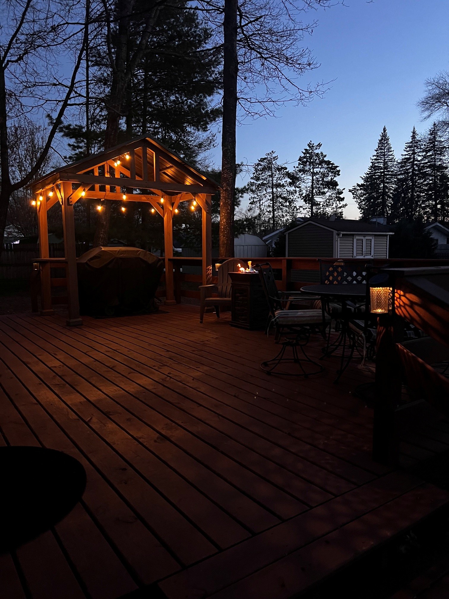 Deck and covered gazebo at Clink's Cabin